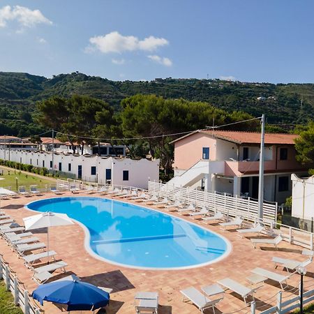 Villaggio Residence Emmesse Дзамброне Екстериор снимка