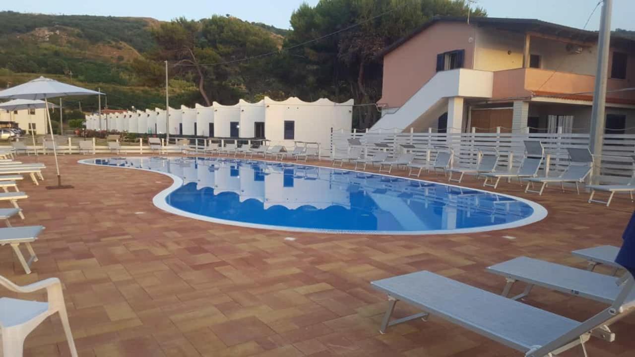 Villaggio Residence Emmesse Дзамброне Екстериор снимка